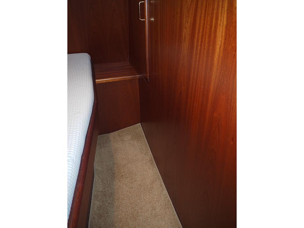 Aft cabin, Accommodation